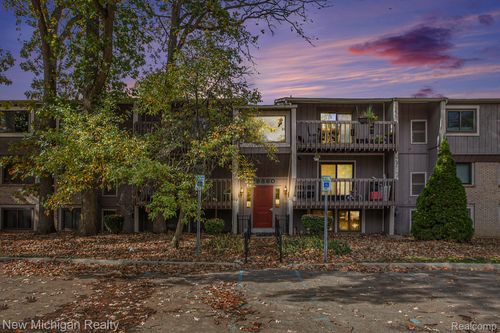 apt-604-29860 W 12 Mile Rd, Farmington Hills, MI, 48334-4040 | Card Image