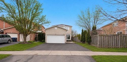 3118 Shadetree Dr, Mississauga, ON, L5N6P3 | Card Image