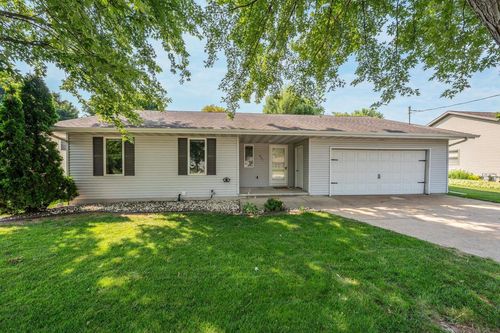 601 E Elm Drive, LITTLE CHUTE, WI, 54140 | Card Image