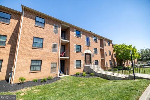 3321-3321 Valley Dr, WEST CHESTER, PA, 19382-6353 | Card Image