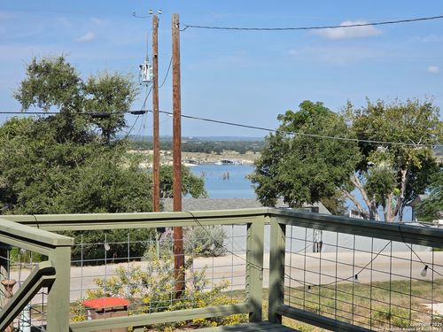 1284 Glenn Dr, Canyon Lake, TX, 78133-3426 | Card Image
