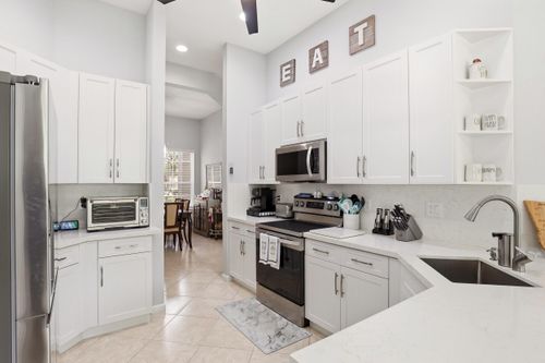 6583 Piemonte Dr, Boynton Beach, FL, 33472-2553 | Card Image