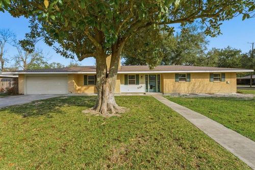 233 Beauregard St, Lake Charles, LA, 70605-6611 | Card Image