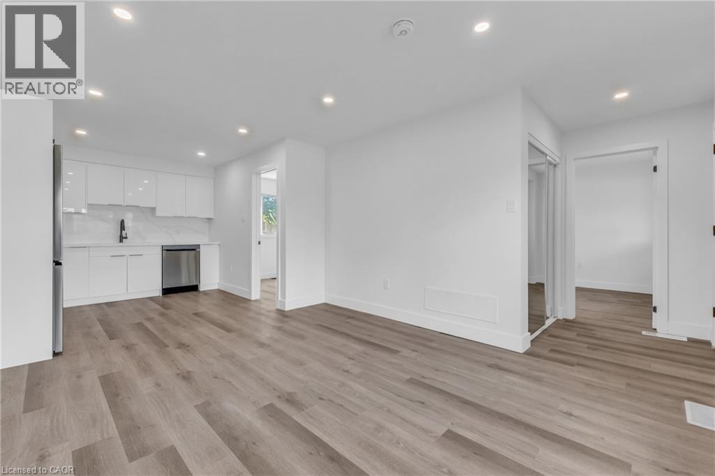 Residential in Hamilton 4