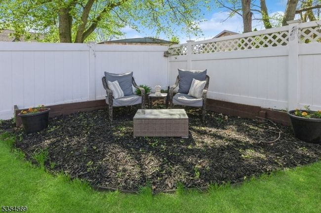 41 Spring Hill Rd, House other with 3 bedrooms, 2 bathrooms and null parking in Clifton NJ | Image 44
