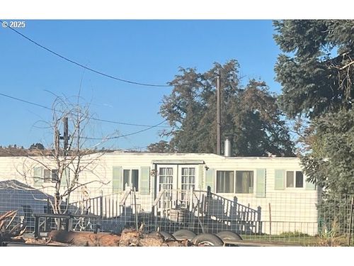 53902 Walla Walla River Rd, Milton-Freewater, OR, 97862-7903 | Card Image
