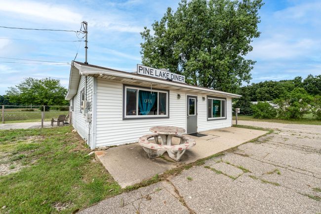 938 Doster Rd, Home with 0 bedrooms, 1 bathrooms and 35 parking in Plainwell MI | Image 24