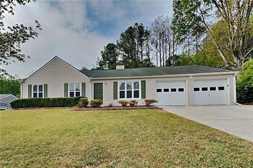 607 River Bend Cir Sw, Smyrna, GA, 30082-2938 | Card Image