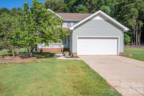 4503 Briarcreek Rd, Maiden, NC, 28650-9700 | Card Image