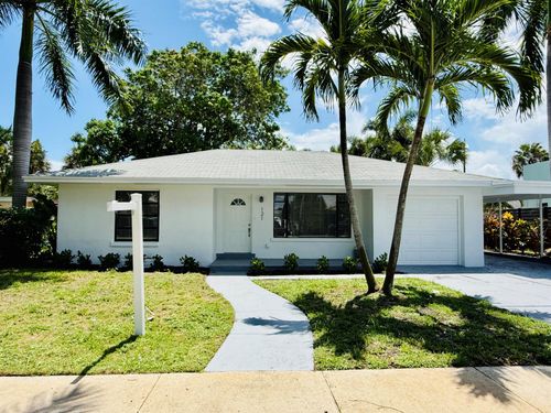121 Auburn Dr, Lake Worth Beach, FL, 33460-6309 | Card Image