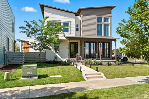 5318 W Bowstring Way, South Jordan, UT, 84009-1202 | Card Image