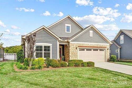 16020 Clear Creek Farm Rd, Matthews, NC, 28105-4253 | Card Image