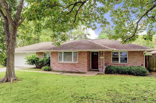 8810 Theysen Dr, Houston, TX, 77080-3021 | Card Image