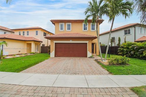 1033 Ne 41st Ave, HOMESTEAD, FL, 33033-5881 | Card Image