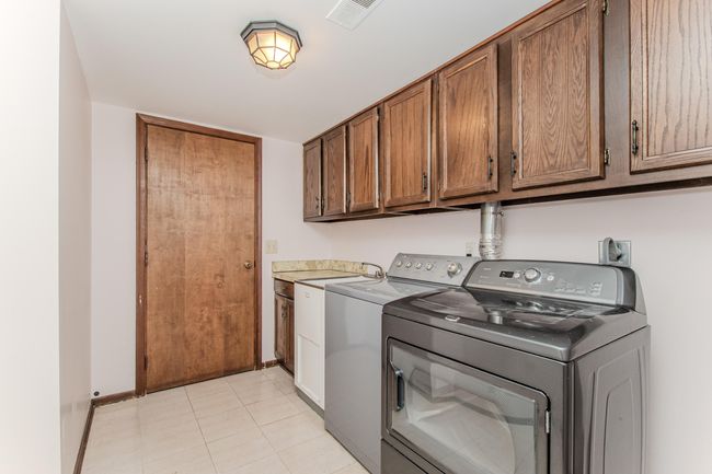4710 Cove Rd, House other with 4 bedrooms, 4 bathrooms and null parking in West Bloomfield MI | Image 66
