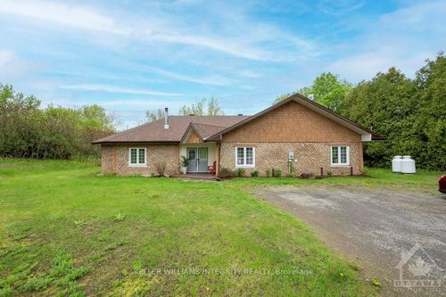 5098a County Road 44 Rd, Edwardsburgh/Cardinal, ON, K0E1X0 | Card Image