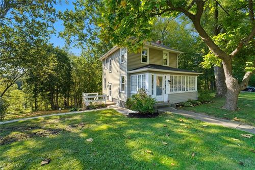 10536 Johnnycake Ridge Rd, Concord Township, OH, 44077-2026 | Card Image