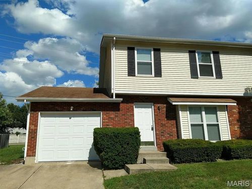 329 Spencer Pl, Saint Peters, MO, 63376-2397 | Card Image