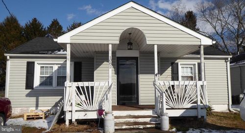 1082 S Broadway, PENNSVILLE, NJ, 08070-9610 | Card Image