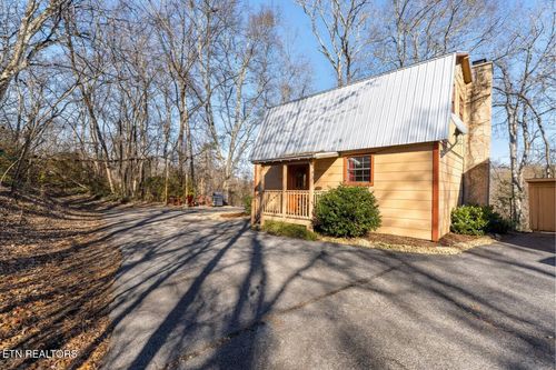 903 Sunrise Blvd, Pigeon Forge, TN, 37862-2717 | Card Image