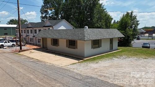 1295 N Main Ave, Newton, NC, 28658-3041 | Card Image