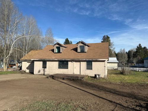 136863 Highway 97 N, Crescent, OR, 97733-7203 | Card Image