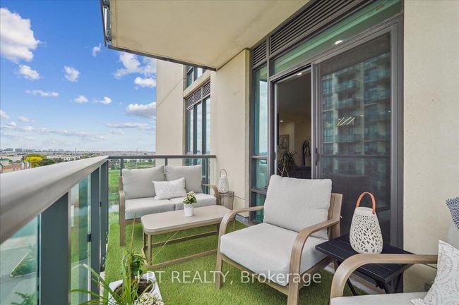 503 - 55 Yorkland Blvd, Condo with 2 bedrooms, 2 bathrooms and null parking in Brampton ON | Image 21