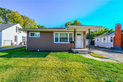 4924 Dinsmore Rd, West Carrollton, OH, 45449-2731 | Card Image