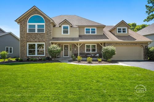 2440 Rio Grande Cir, Naperville, IL, 60565-3364 | Card Image