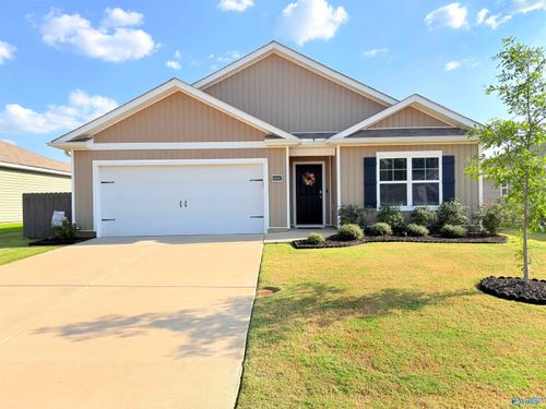 18847 Wicklow Cir, Athens, AL, 35613 | Card Image