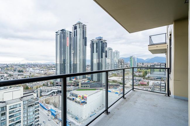 2604 - 4250 Dawson Street, Condo with 3 bedrooms, 2 bathrooms and 2 parking in Burnaby BC | Image 18