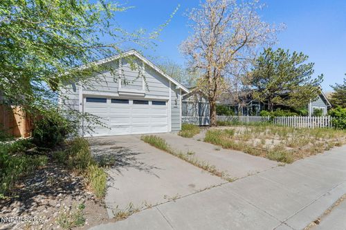 1576 Maria Ct, Fernley, NV, 89408-9206 | Card Image