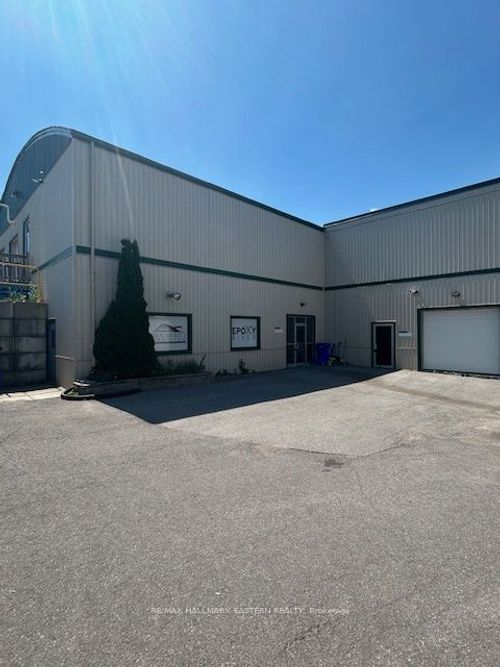 17-910 High St, Peterborough, ON, K9J5R2 | Card Image