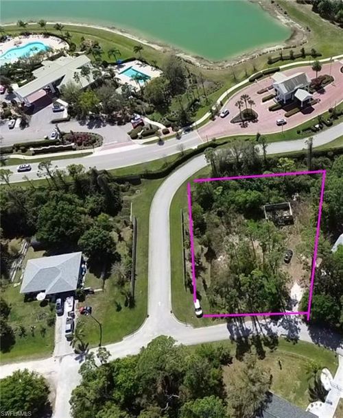 2086 Brooklawn Dr, NORTH FORT MYERS, FL, 33917-7719 | Card Image