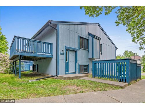 6896 Grenwich Lane, Oakdale, MN, 55128 | Card Image