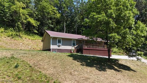 3028 Volcano Rd, Walker, WV, 26180-3564 | Card Image