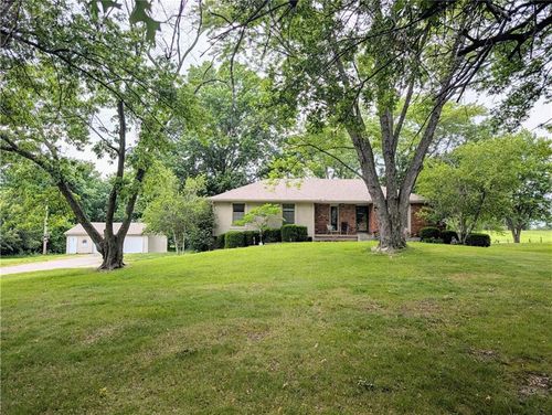 16816 Ragsdale Rd, Kearney, MO, 64060-9352 | Card Image