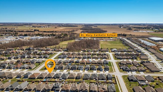 86 Forbes Cres, House other with 5 bedrooms, 3 bathrooms and 4 parking in Listowel ON | Image 46