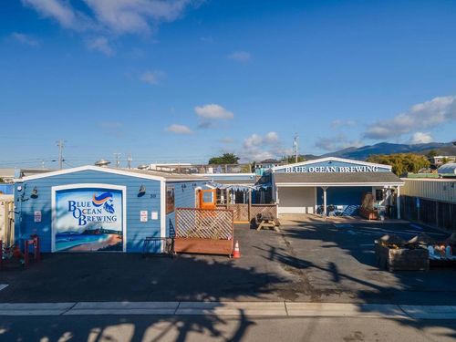 313 Princeton Ave, Half Moon Bay, CA, 94019-4040 | Card Image