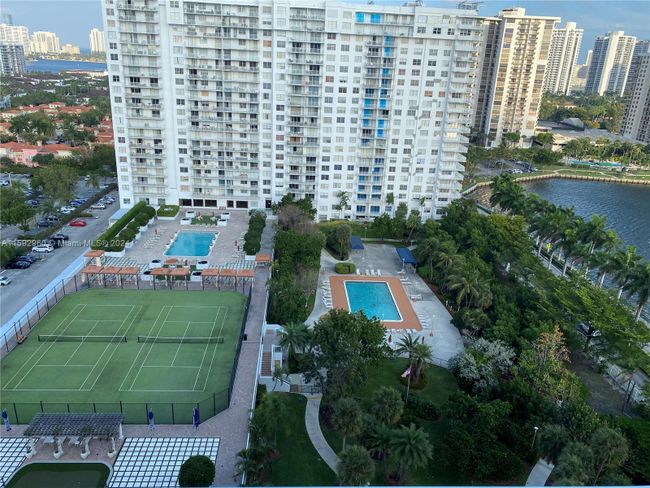 1007E - 2851 Ne 183rd St, Condo with 2 bedrooms, 2 bathrooms and null parking in Aventura FL | Image 42