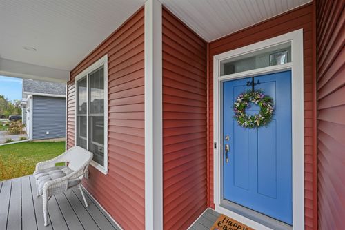 81 Leo Ln, South Burlington, VT, 05403-6562 | Card Image