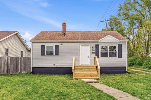826 S Illinois Street, South Bend, IN, 46619 | Card Image