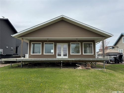 612 Westview Drive S, Leslie Beach, SK, S0A1A0 | Card Image