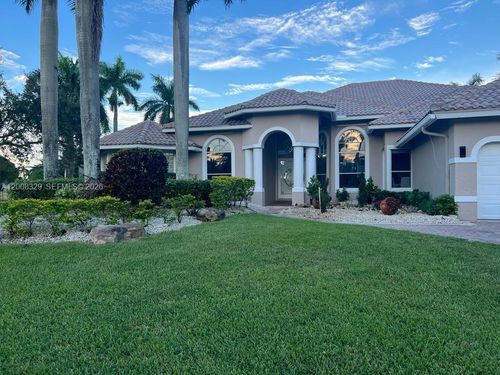 2534 Poinciana Dr, Weston, FL, 33327-1415 | Card Image