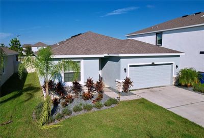 8341 Bower Bass Circle, House other with 4 bedrooms, 2 bathrooms and null parking in Wesley Chapel FL | Image 2