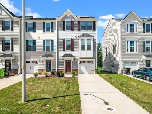 6429 Pathfinder Way, Raleigh, NC, 27616-6874 | Card Image