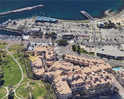 209-140 The Vlg, Redondo Beach, CA, 90277-2521 | Card Image