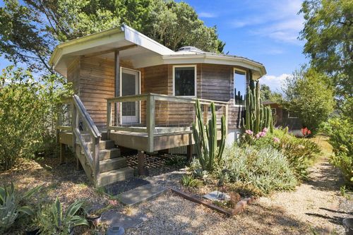 143 Lone Oak Lane, Sebastopol, CA, 95472 | Card Image