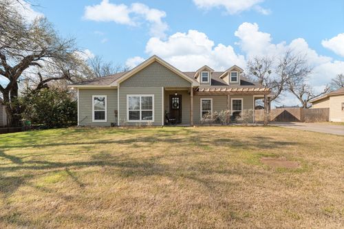 401 N Cleburne Whitney Rd, Rio Vista, TX, 76093-2706 | Card Image