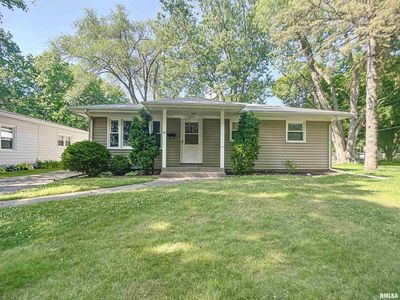 3323 25 Th Avenue, House other with 4 bedrooms, 1 bathrooms and null parking in Rock Island IL | Image 1